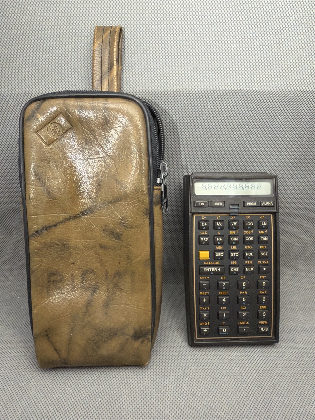 HP-41CX Calculator, Half Nut Version, with Case, Good Condition, SN 20682