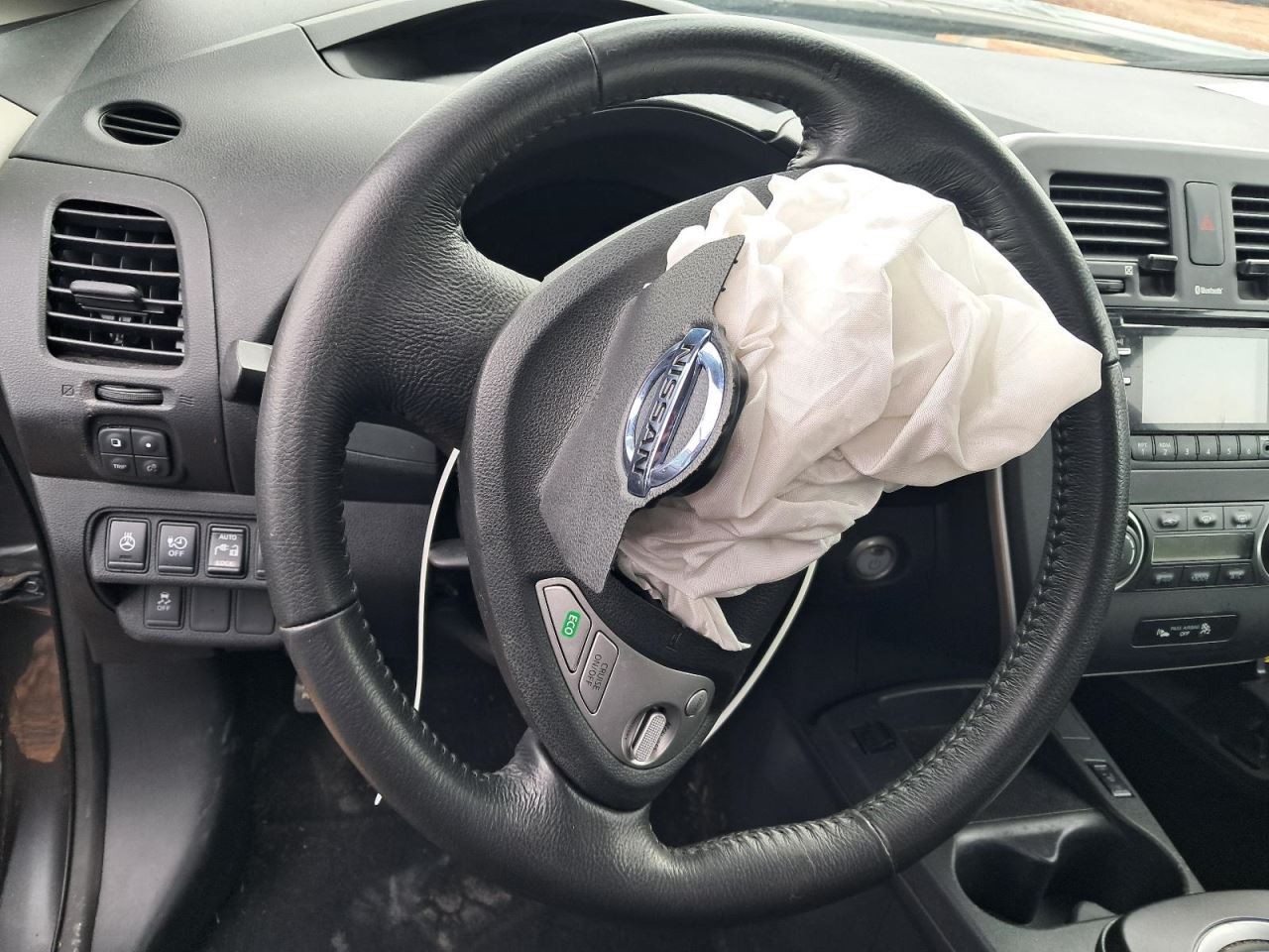 LEAF 2015 Glove Box 4884145