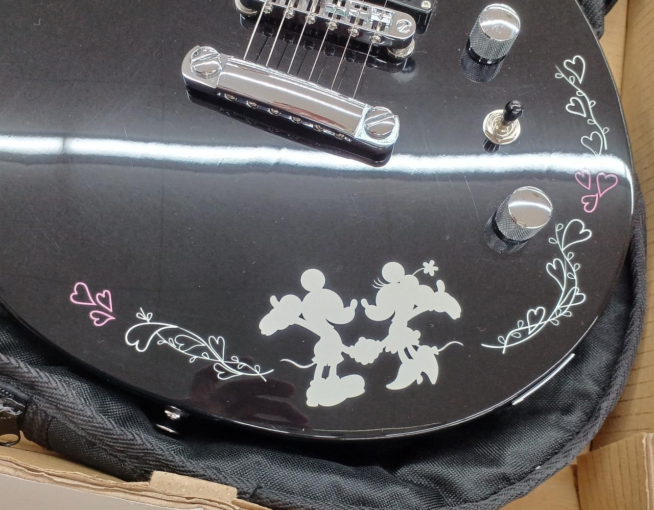 DISNEY DEG-2 MB Electric Guitar-01