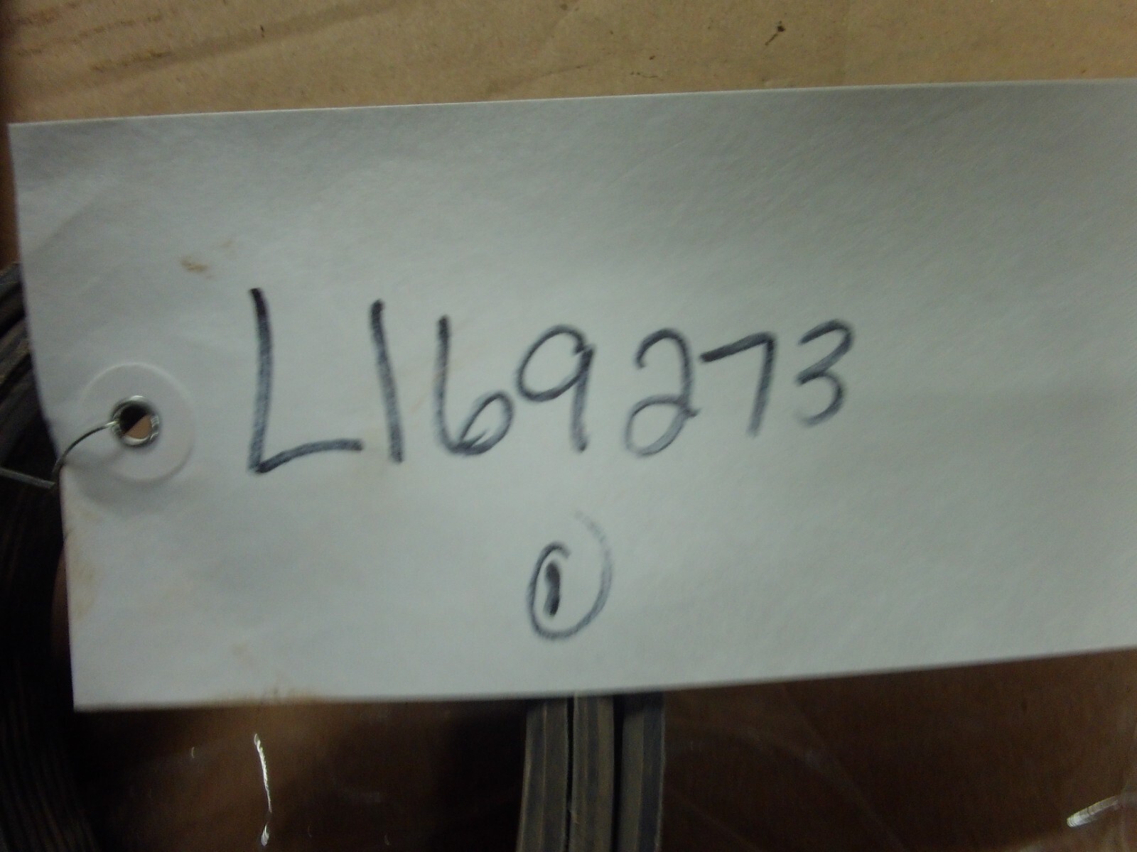 JOHN DEERE -ENGINE AUX V BELT 89.6'' - L169273   -   LGLEFTTOP
