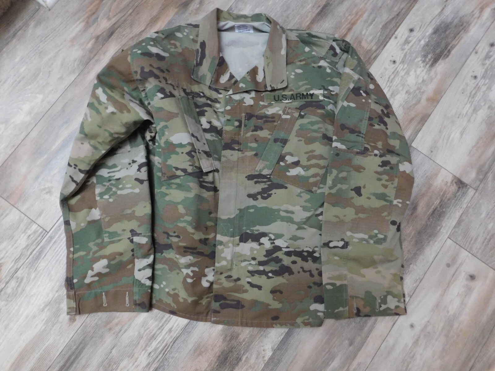 US ARMY OCP COAT SZ LARGE - REGULAR