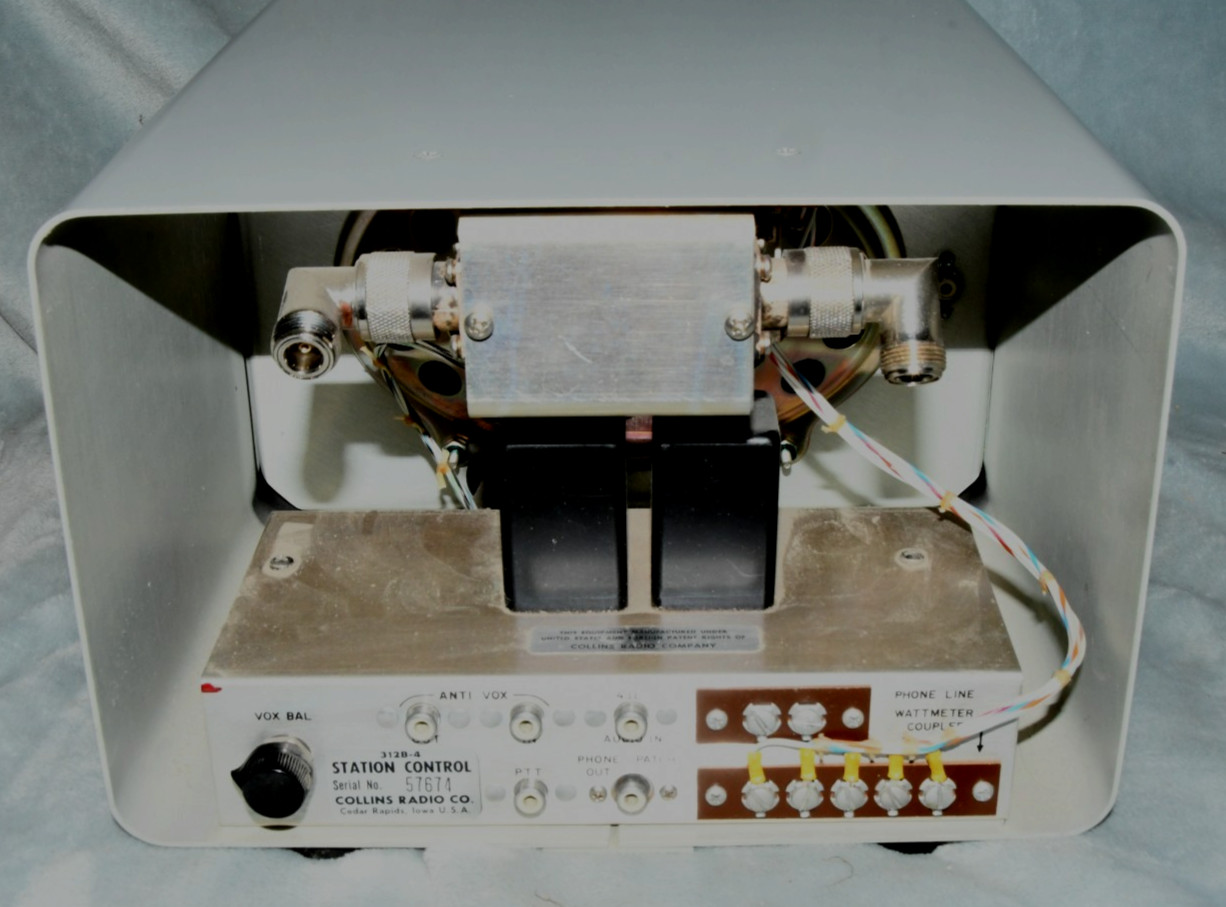 Collector Quality Collins 312B-4 Station Monitor With Original Box & Manual