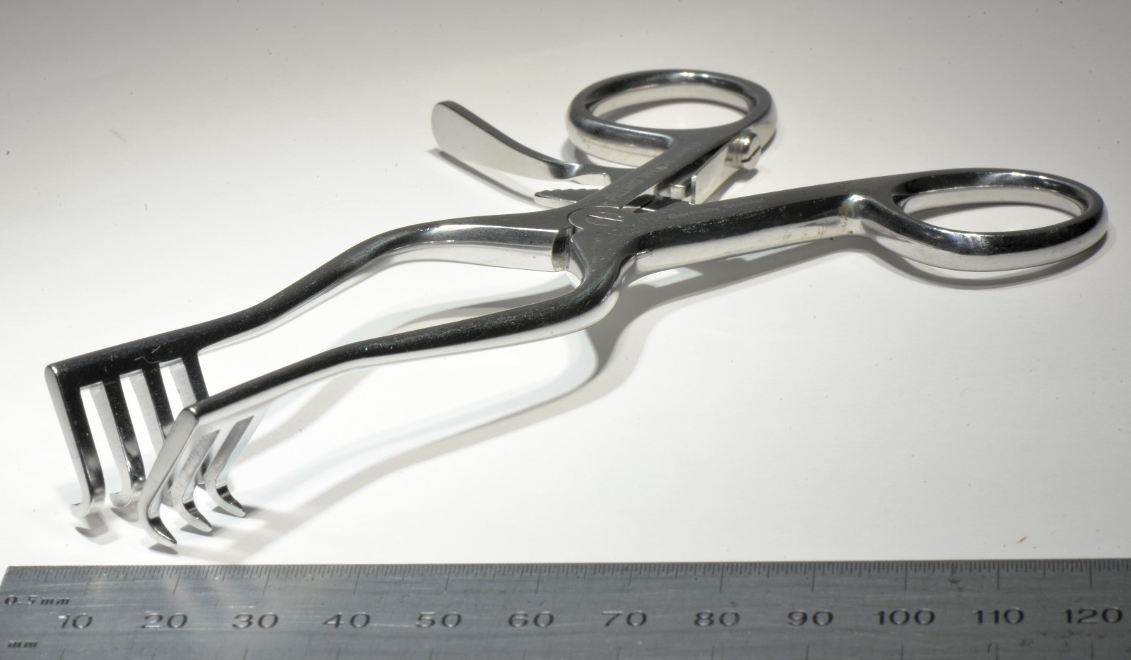 Pilling Weck #488320 Weitlaner Retractor 4x3 Sharp Prongs 5" Surgical Stainless