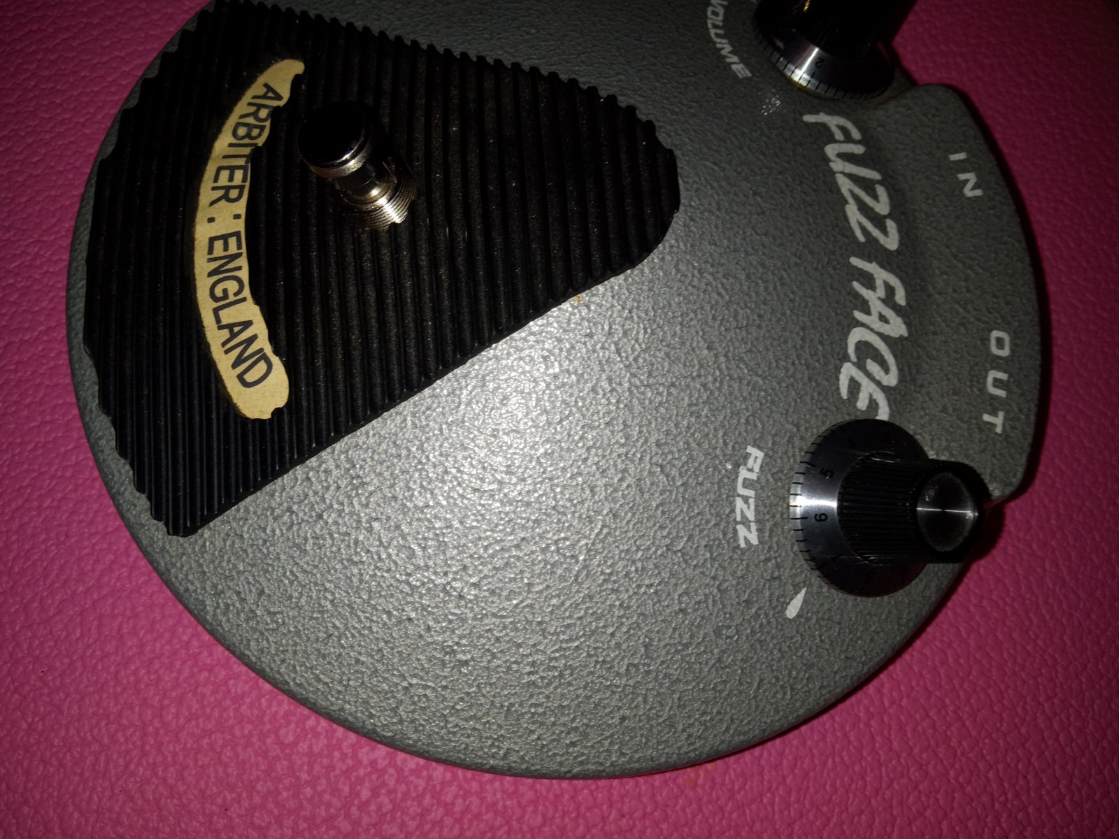 Dallas Arbiter fuzz face Cornell pedal