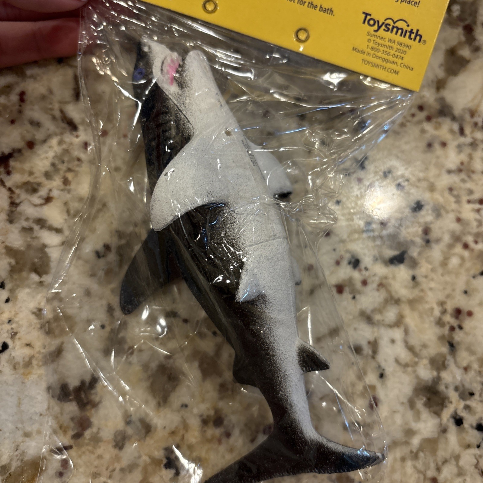 NEW! Toysmith Ginormous Grow Shark Grows 6x Its Size