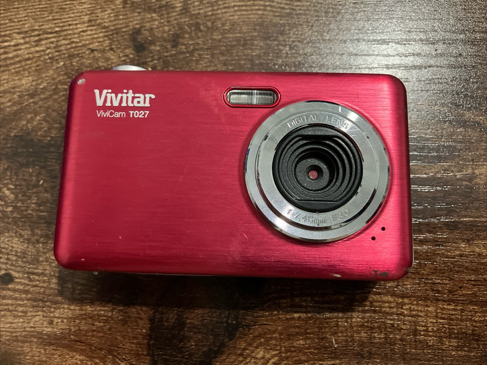 Vivitar Vivicam T027 Digital Compact Camera In Red 12.1 Mega Pixels. *For Parts*