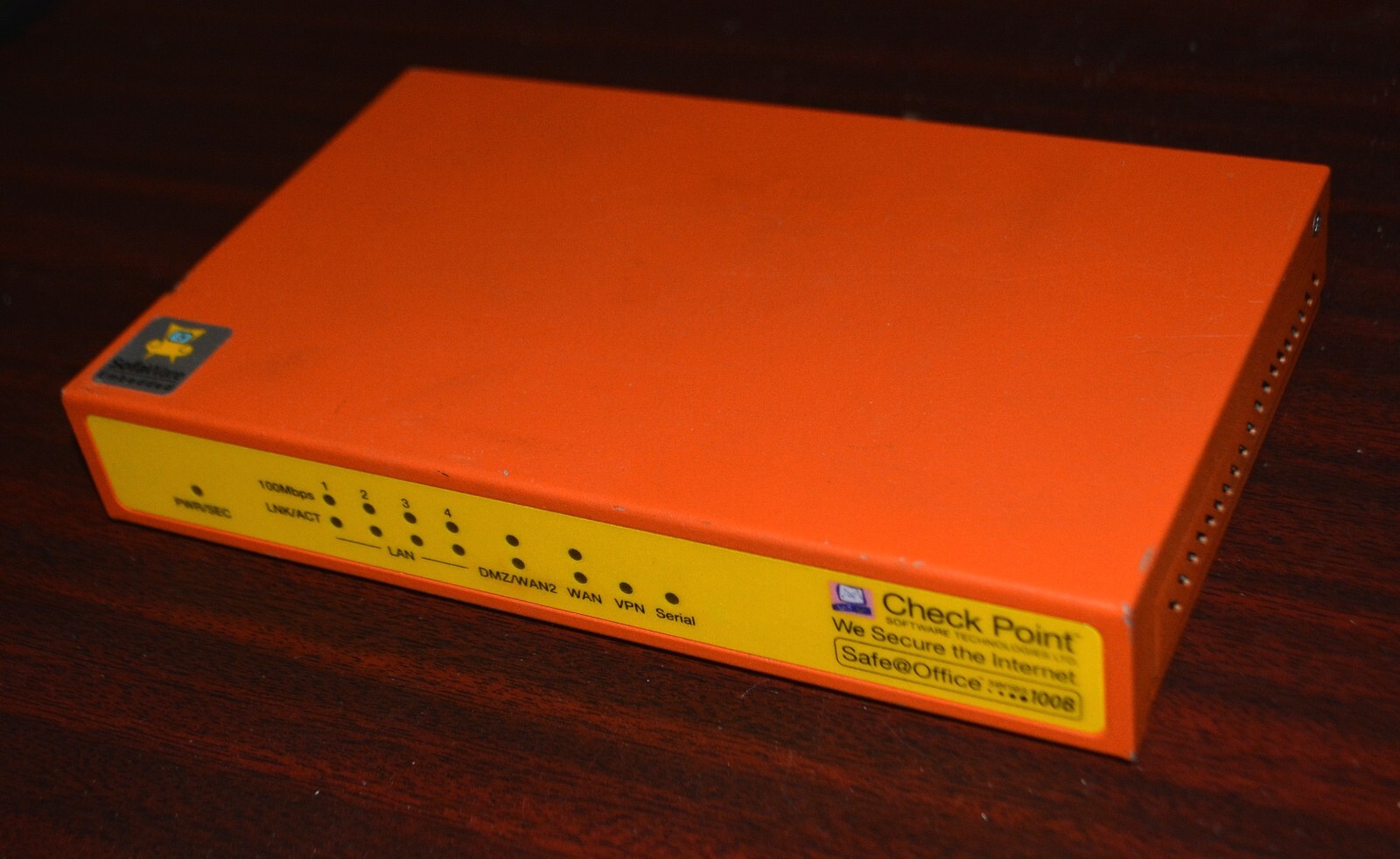 Check Point Safe@Office 225 Series 100B 6-Port Firewall SBX-166LHGE-2