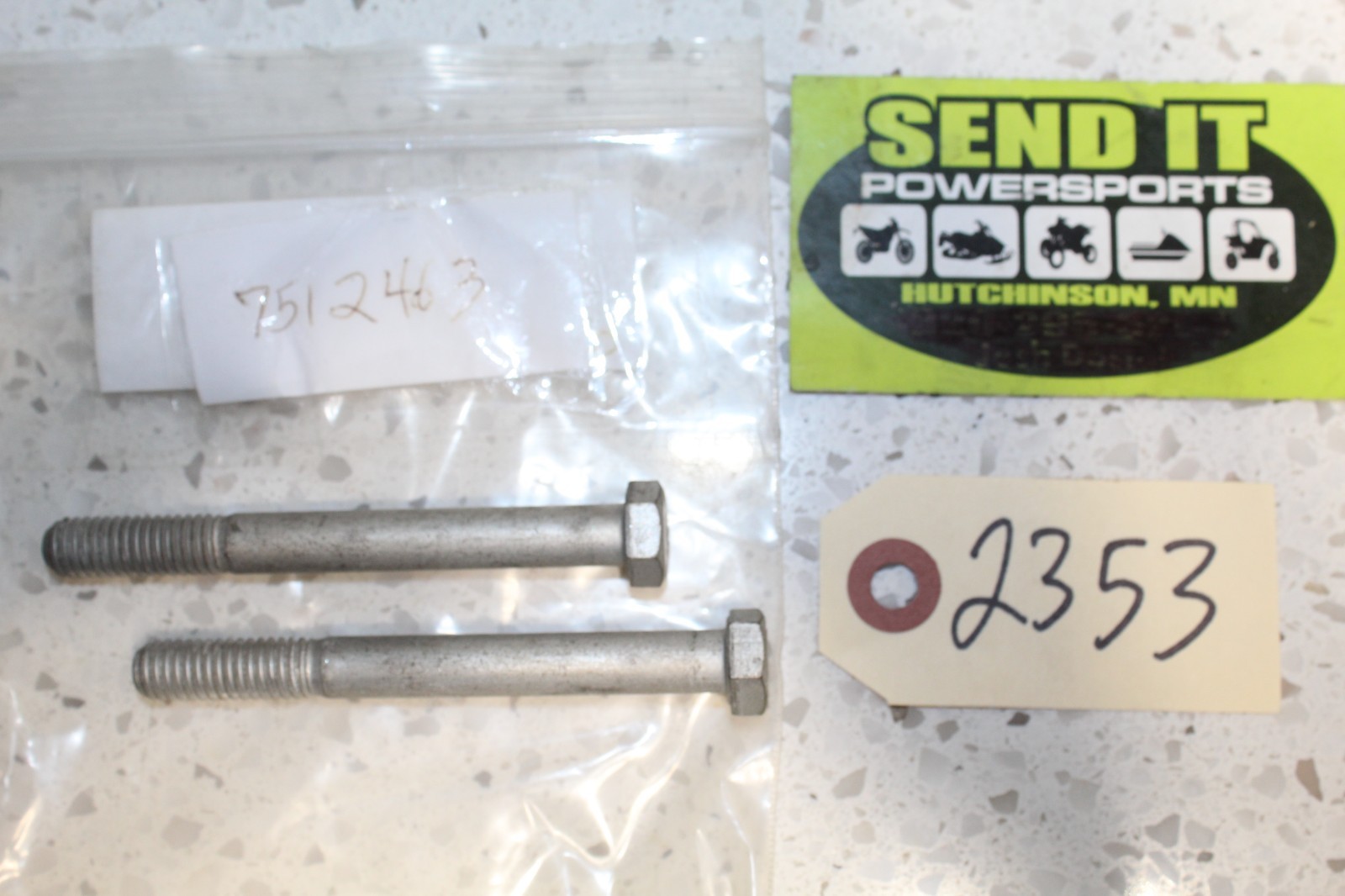 P8	NOS Polaris	2 PACK Hex Head Bolt	7512463