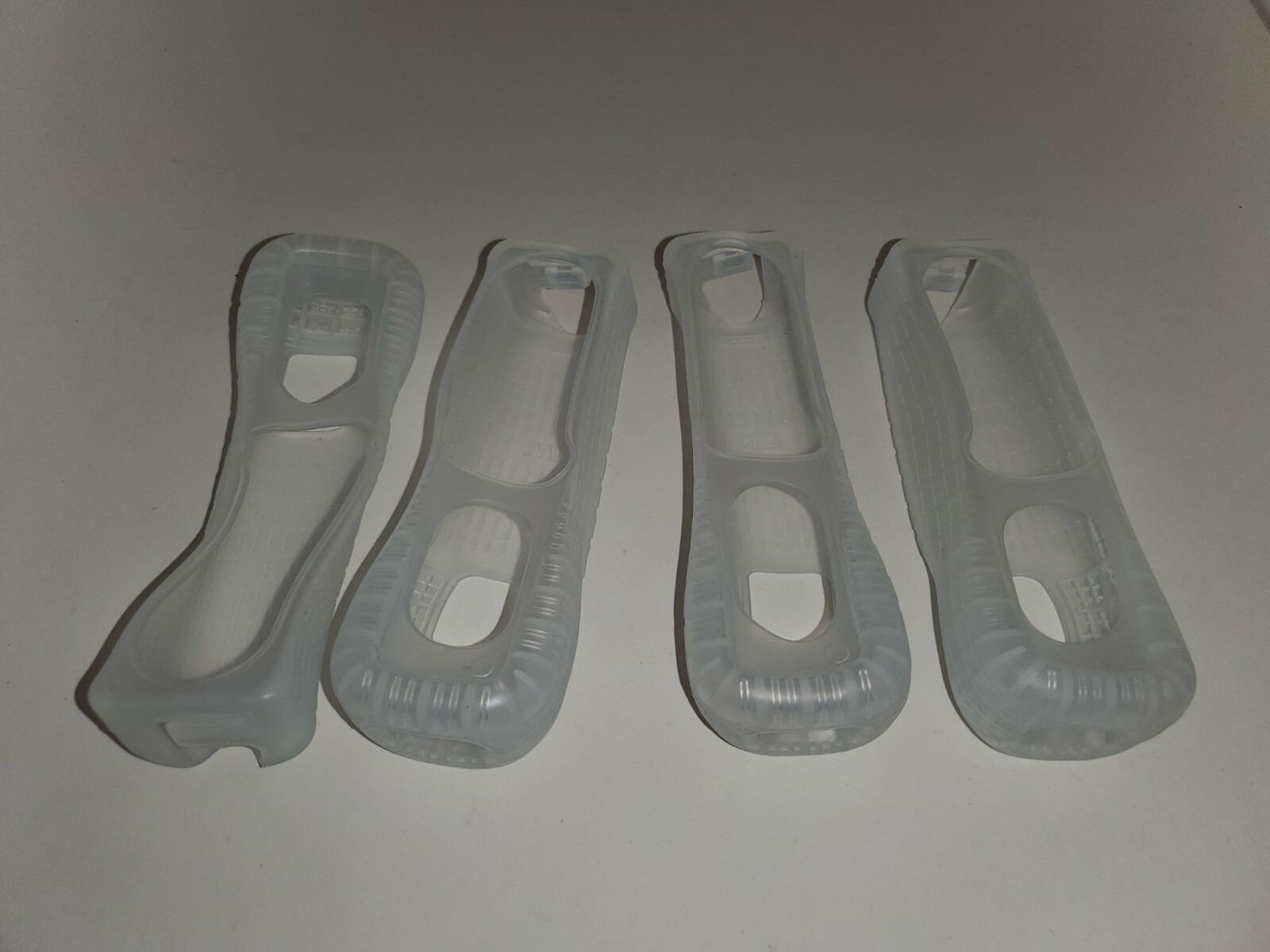 4 LOT Clear Official OEM Nintendo Wii Wii U Gel Skin Remote Wiimote Covers 1R