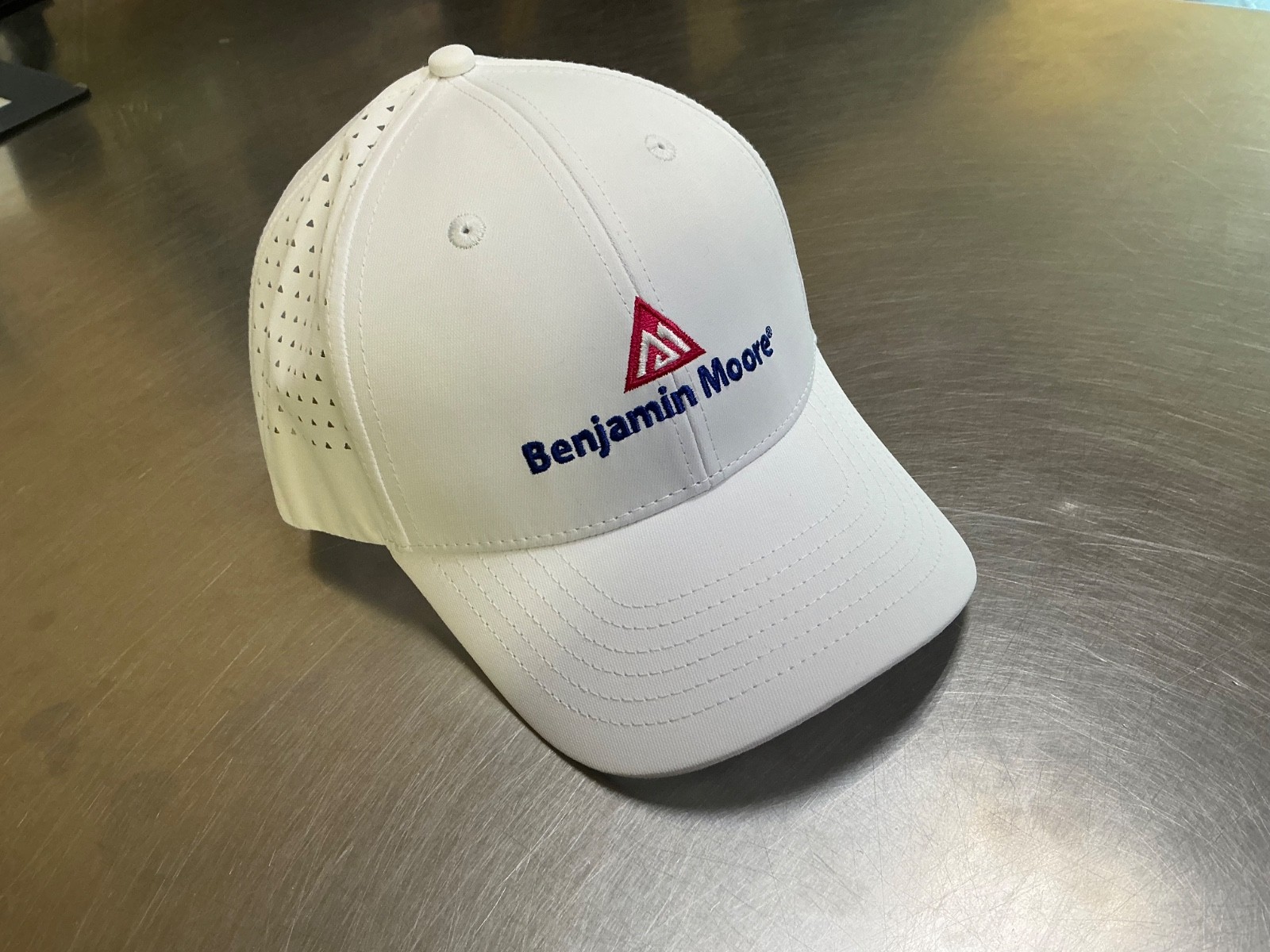 Benjamin Moore Painter's Cap WHITE