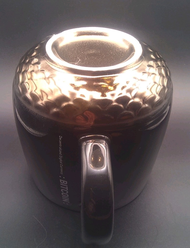 : BITCOIN : Decentralized Digital Currency Coffee Mug