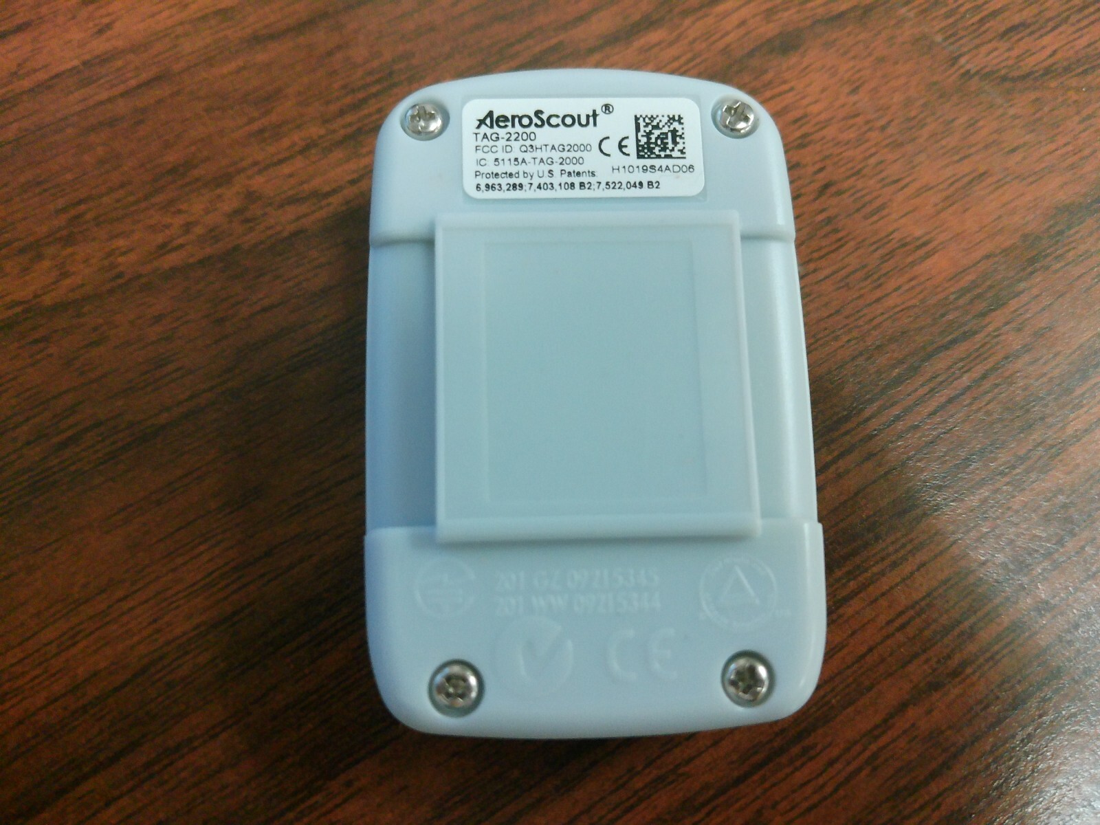 Tracker AeroScout TAG-2200 WiFi Asset or Patient Location Tag 1/2-AA Battery