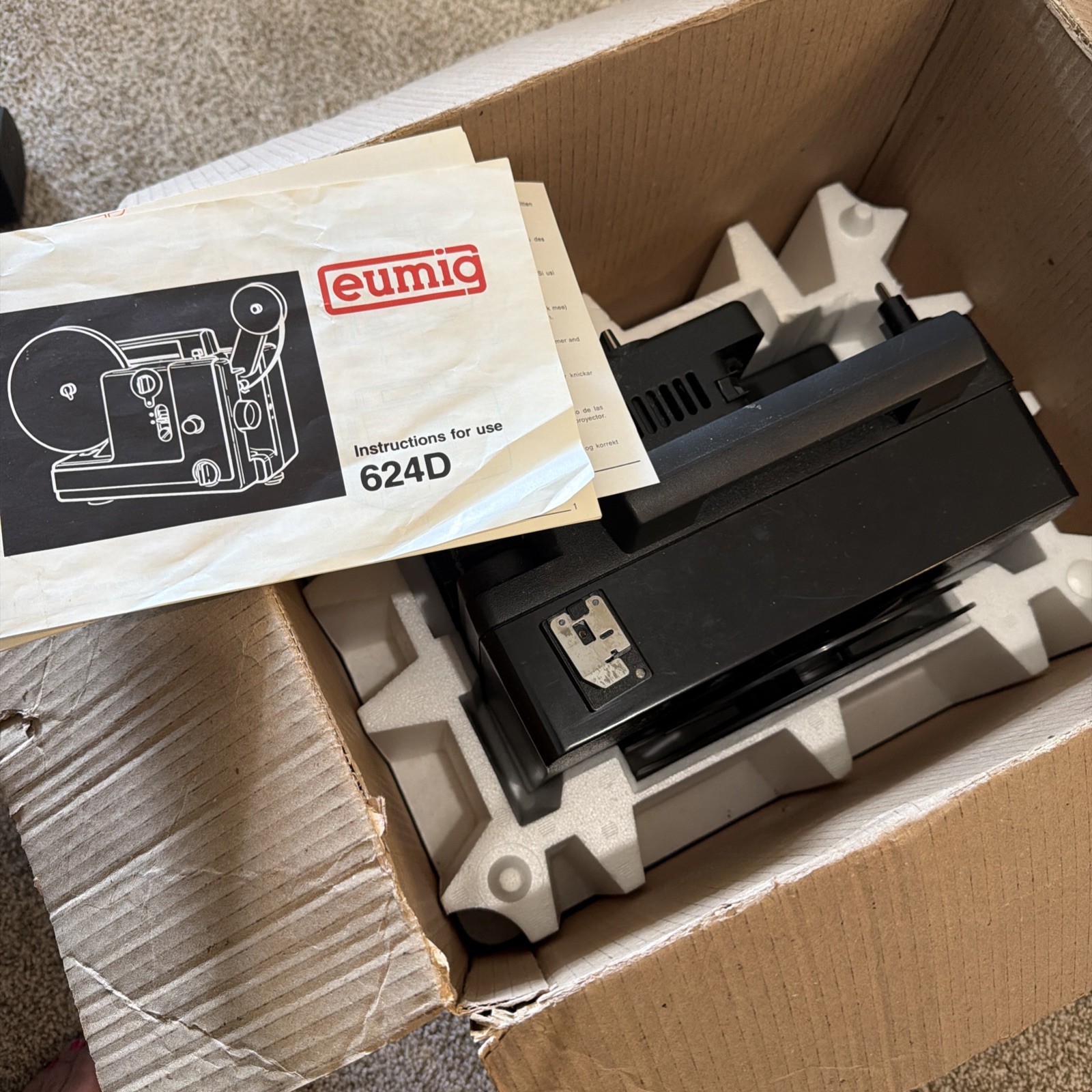 Vintage EUMIG 624 D Super 8 Multi-Motion MOVIE PROJECTOR