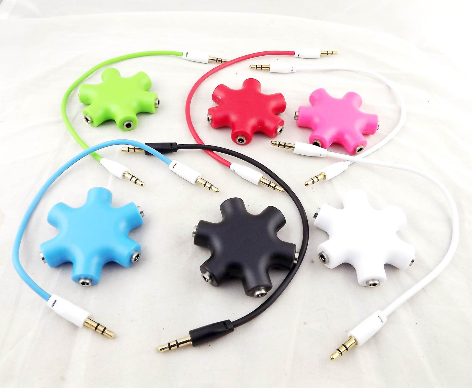 3.5mm Earphone Headphone Audio Aux Splitter 1 Male to 2 3 4 5 Female Port Cable