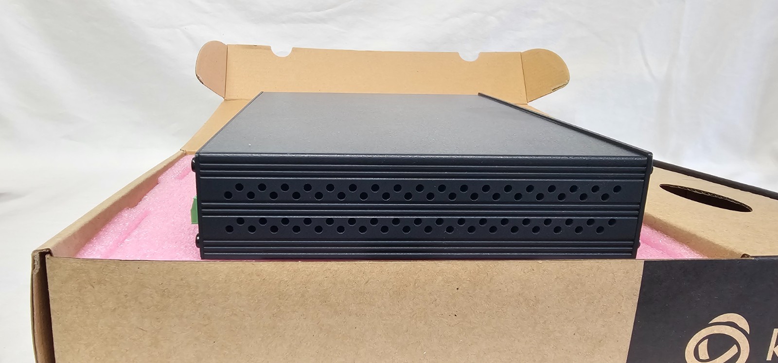 Kramer VP-440 6-Input Presentation Switcher / Video Scaler