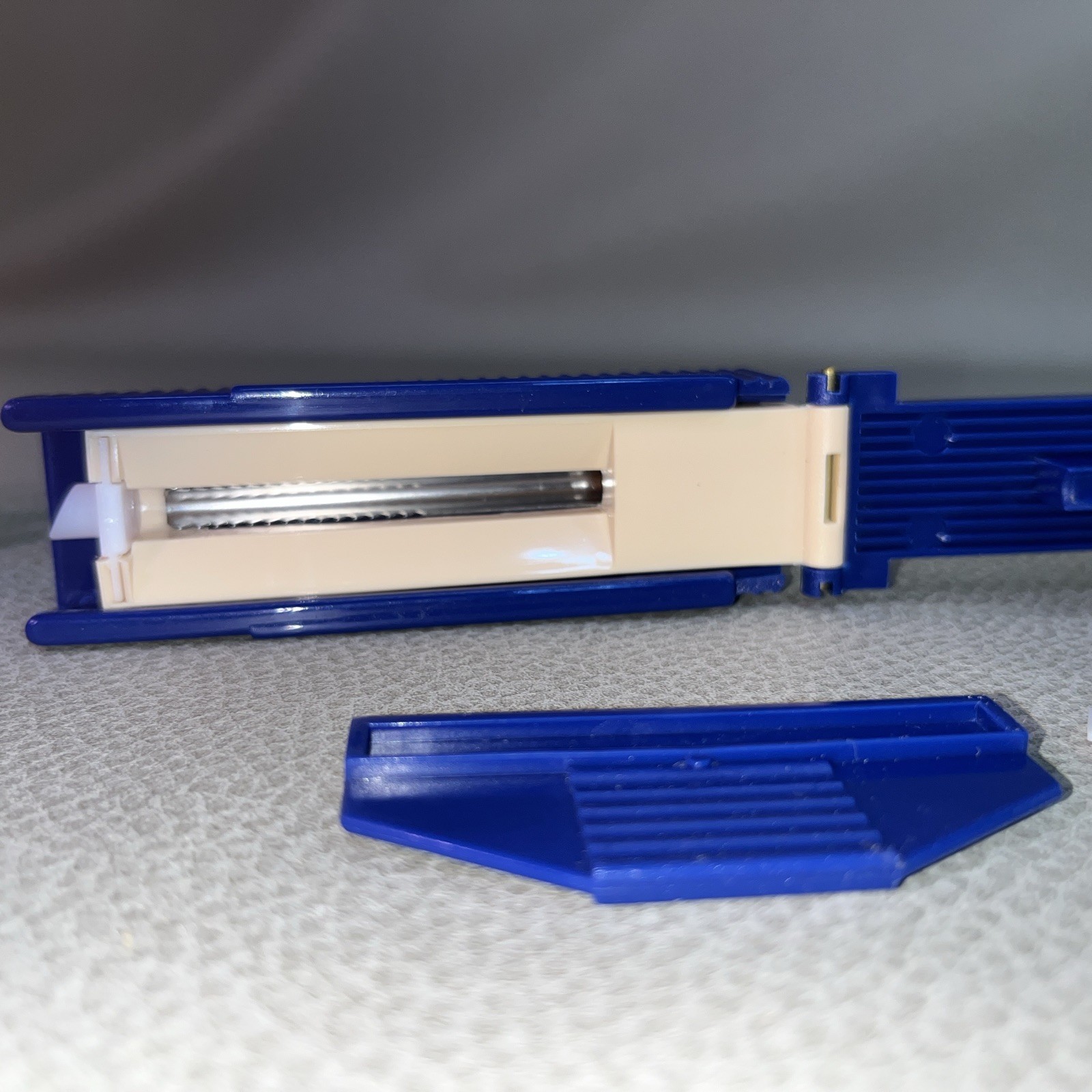 Vintage El Rey Hand Held Cigarette Maker