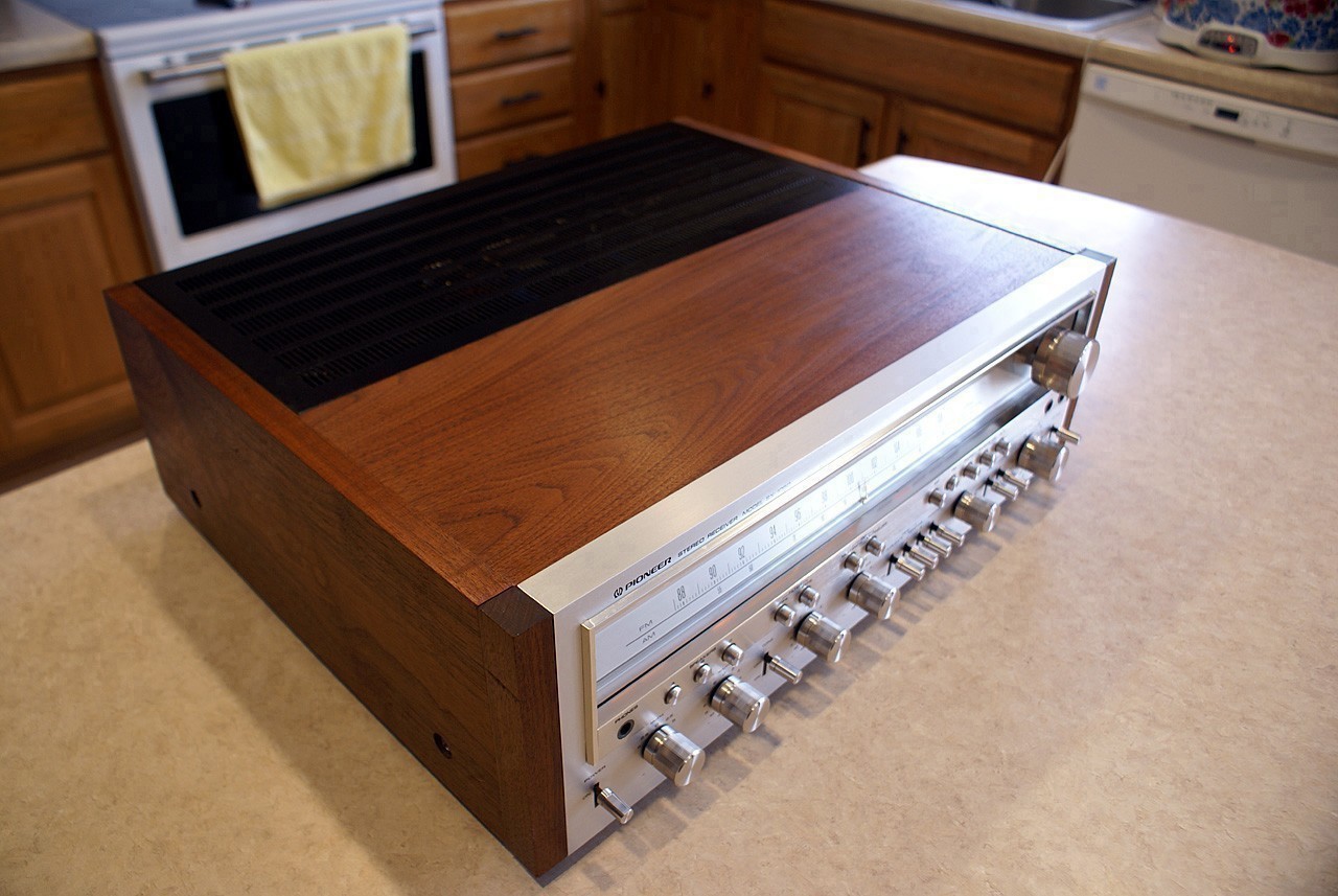 Pioneer SX-1050 Stereo Receiver - Just...WOW!!!