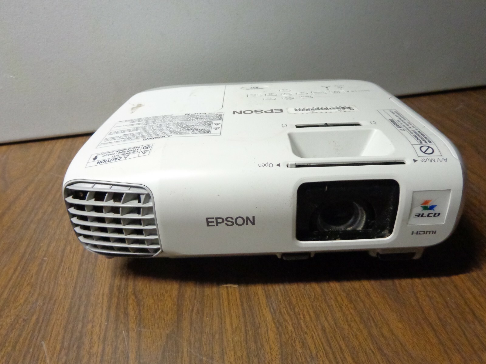 Epson POWERLITE X17 XGA 3 LCD Projector 3000Hrs H569A (Burnt Stop)