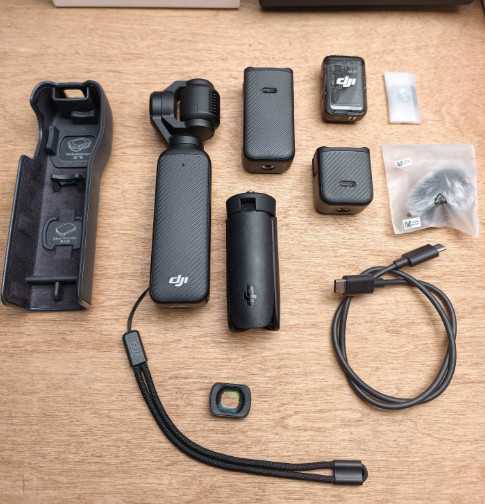 DJI Osmo Pocket 3 Creator Combo (Full set of official accessories) - 99%New