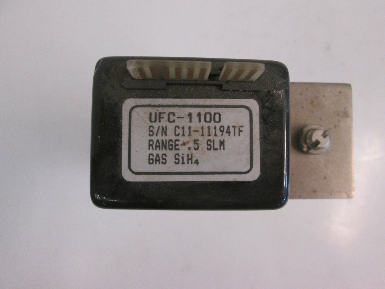 Unit UFC-1100 Mass Flow Controller, SIH4, 5 SLM, Used