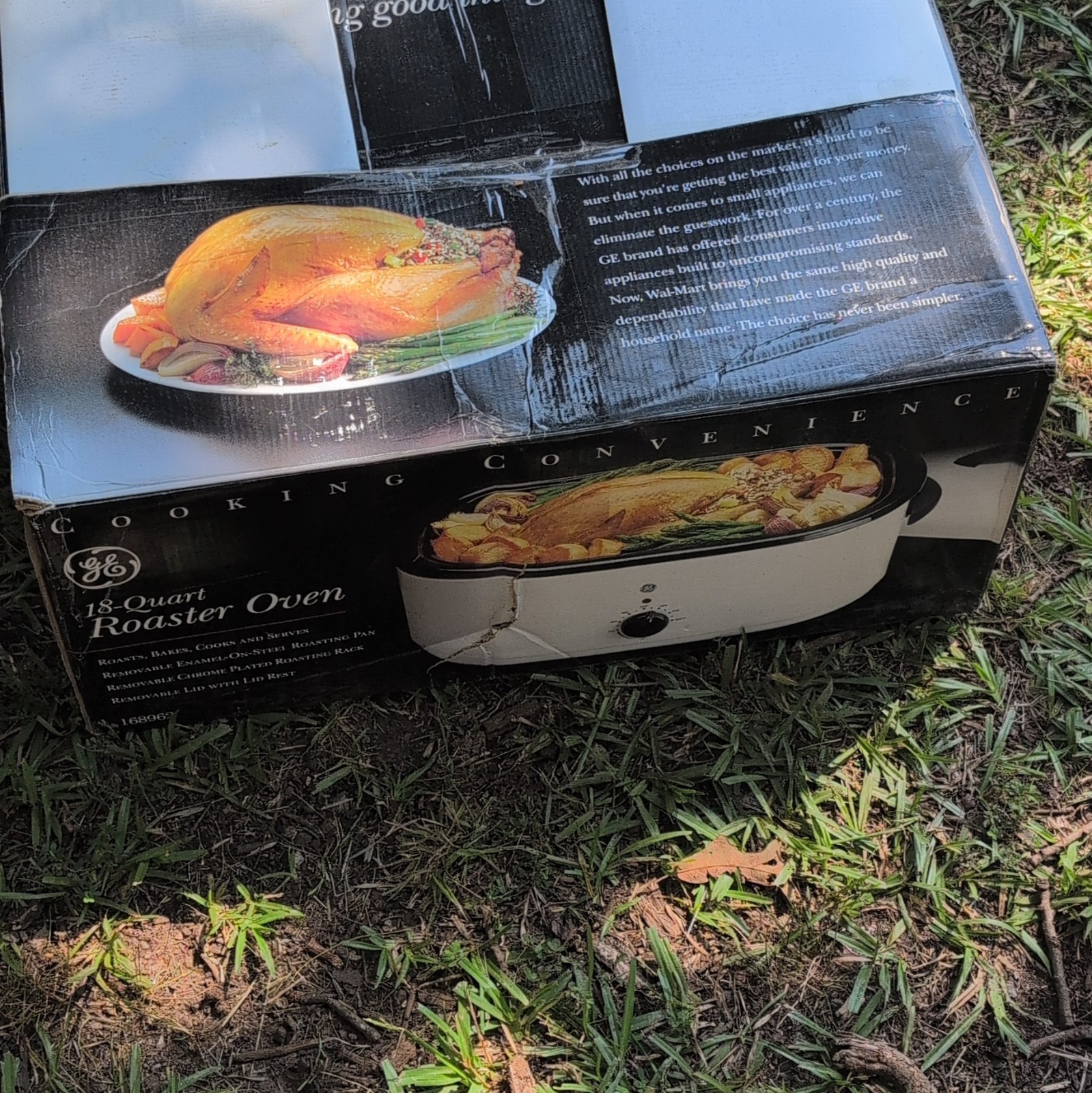 GE 18-Qt Roaster Oven 1420W 120V White Steel, Model/MPN 169089