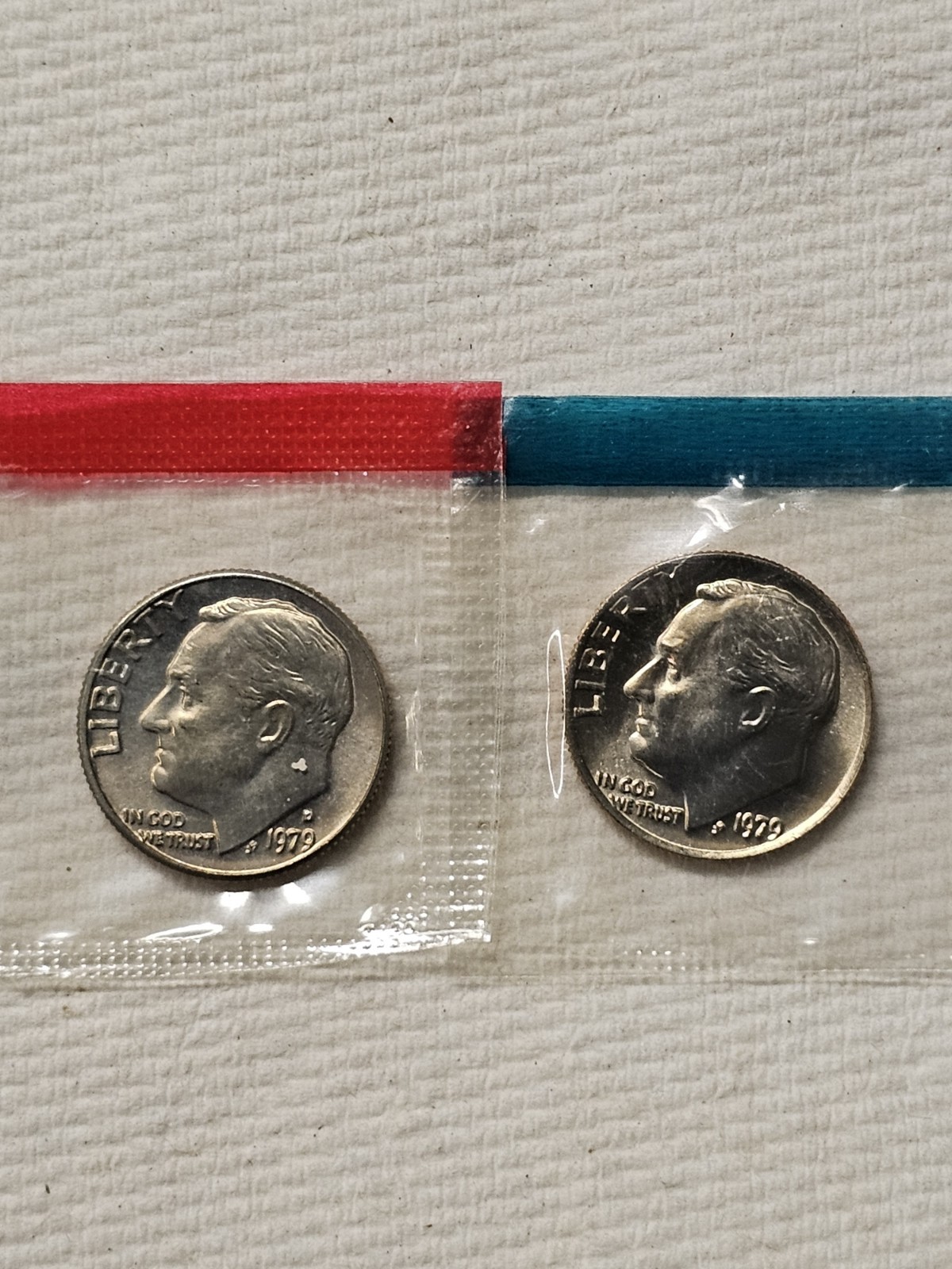 1979 P & D Roosevelt Dimes in Original US Mint Set Cellophane Uncirculated
