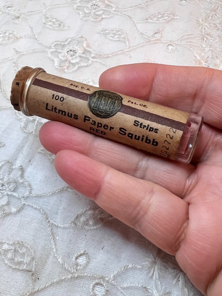 Vintage Litmus Paper Squibb Red Approx 3"L
