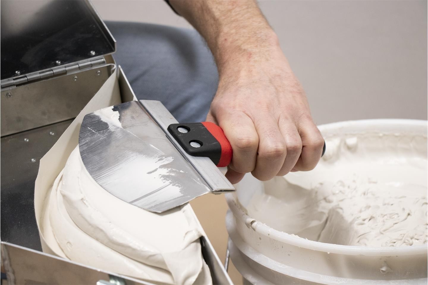 Marshalltown 005-002 - Bucket Scoops