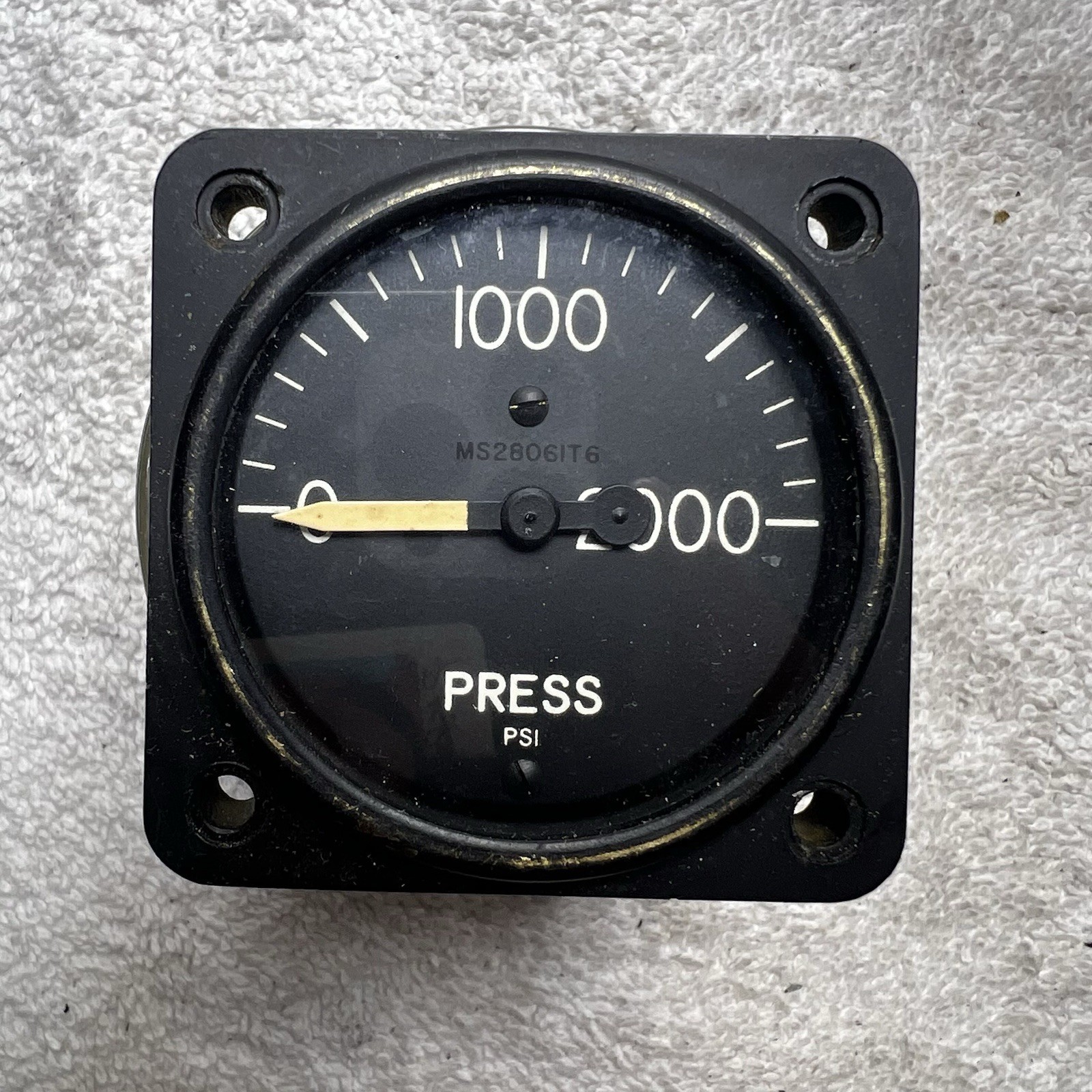 Vintage MS28061T6 GAUGE HYDRAULIC PRESS  0-2000 PSI