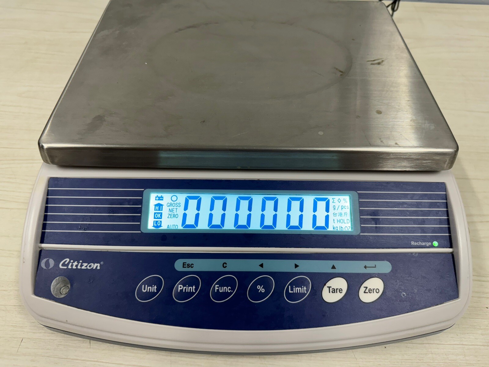 Citizen CTG-6H Compact Bench Scale With 6 Kilogram Capacity