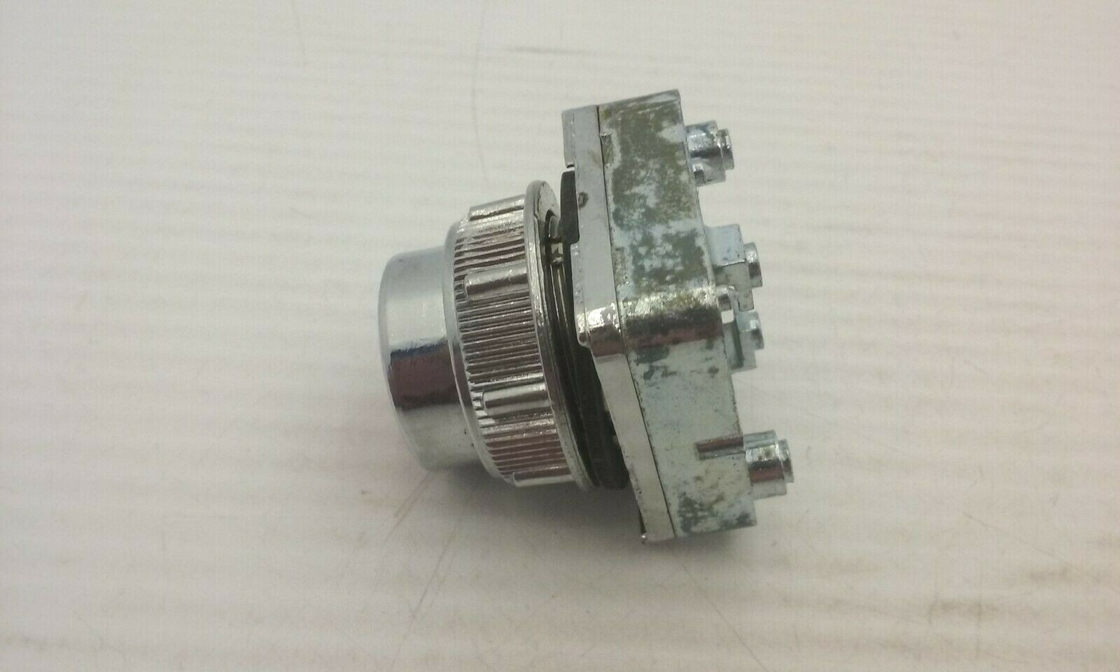 REES R2 CONTROL UNIT PUSHBUTTON STOP HEAVY DUTY RED NIB