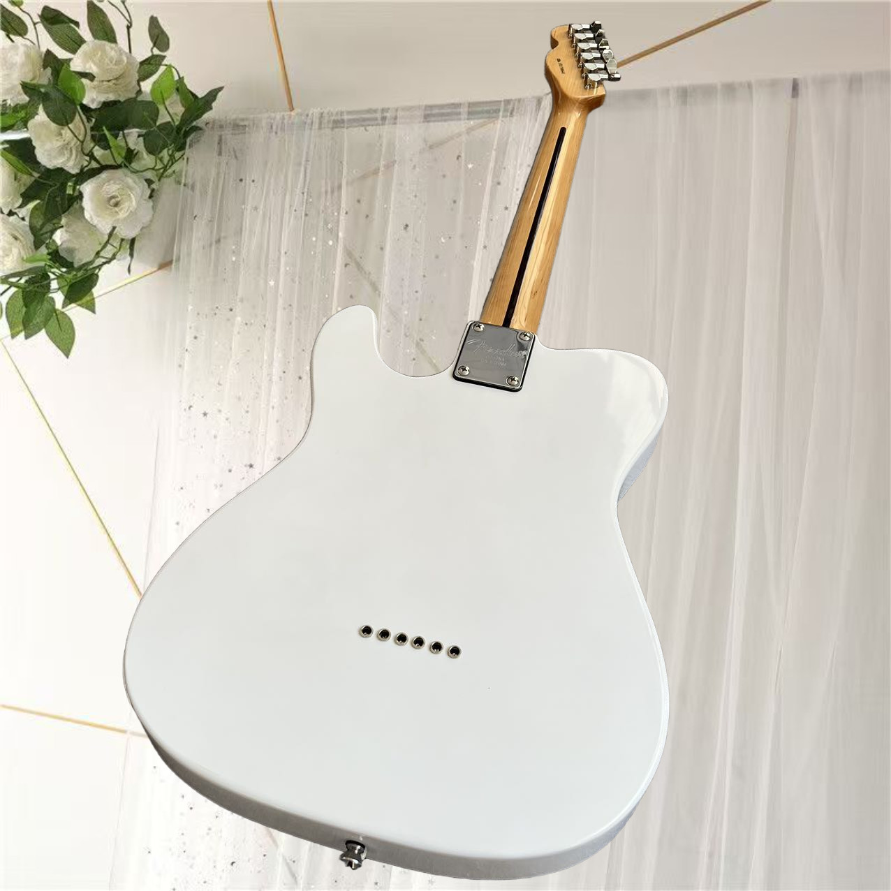 エレキギター、新品、高品質、送料無料、6弦、音質優美、ブラウン。