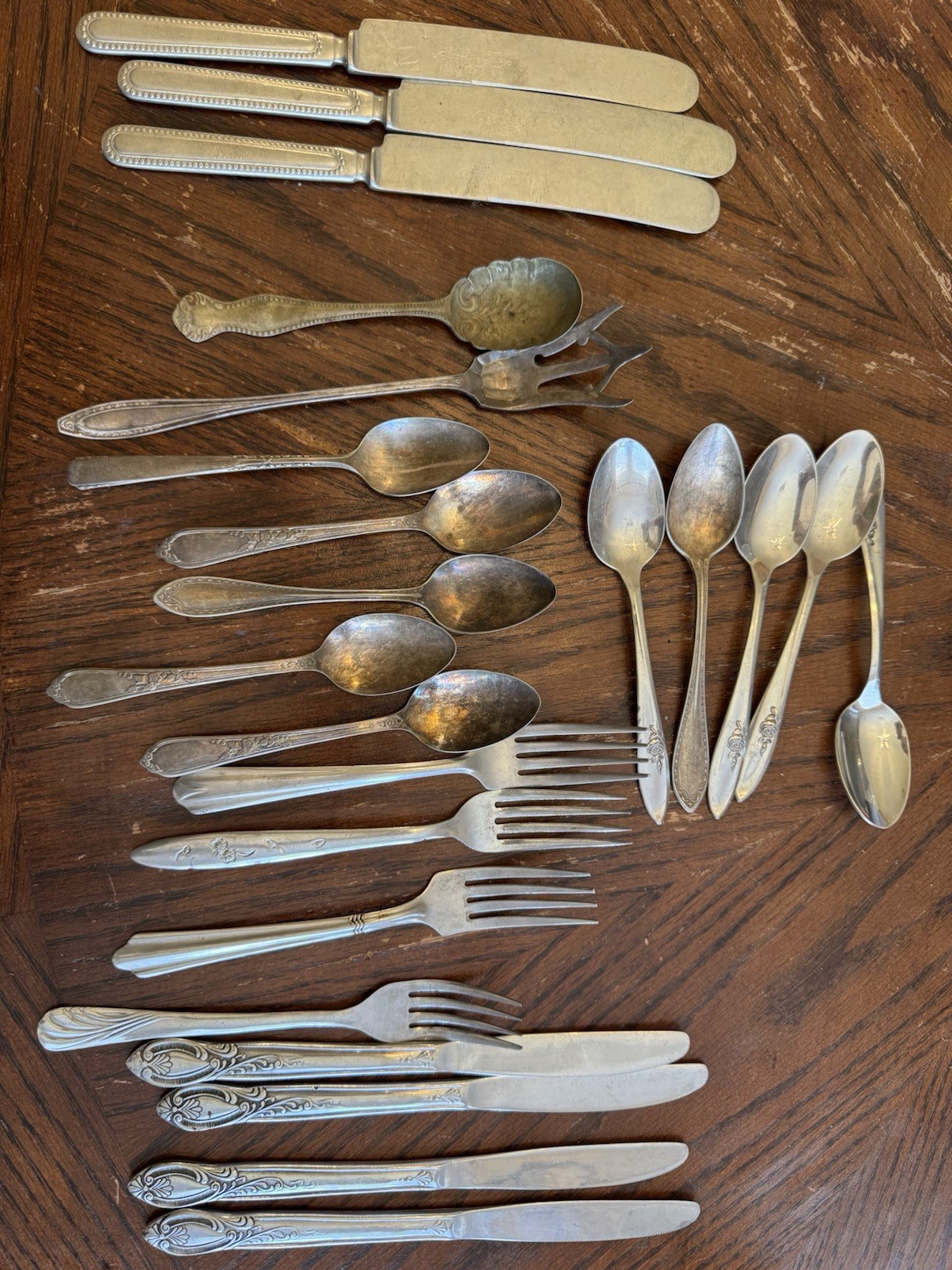 Red Crown, Oneida, Rogers Silver Stainless Flatware Set Fork Knife Spoon