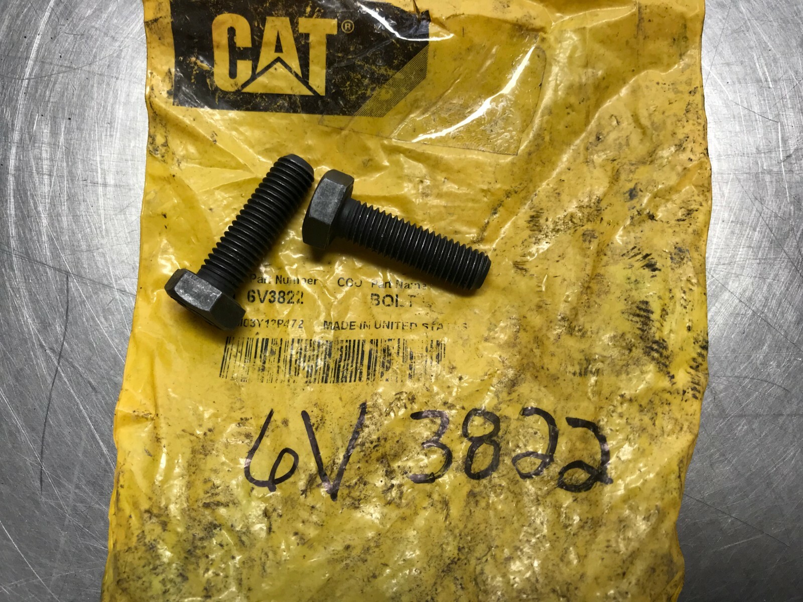 6V3822  GENUINE CAT  BOLT  QTY of 2 Bolts   Caterpillar  6V-3822