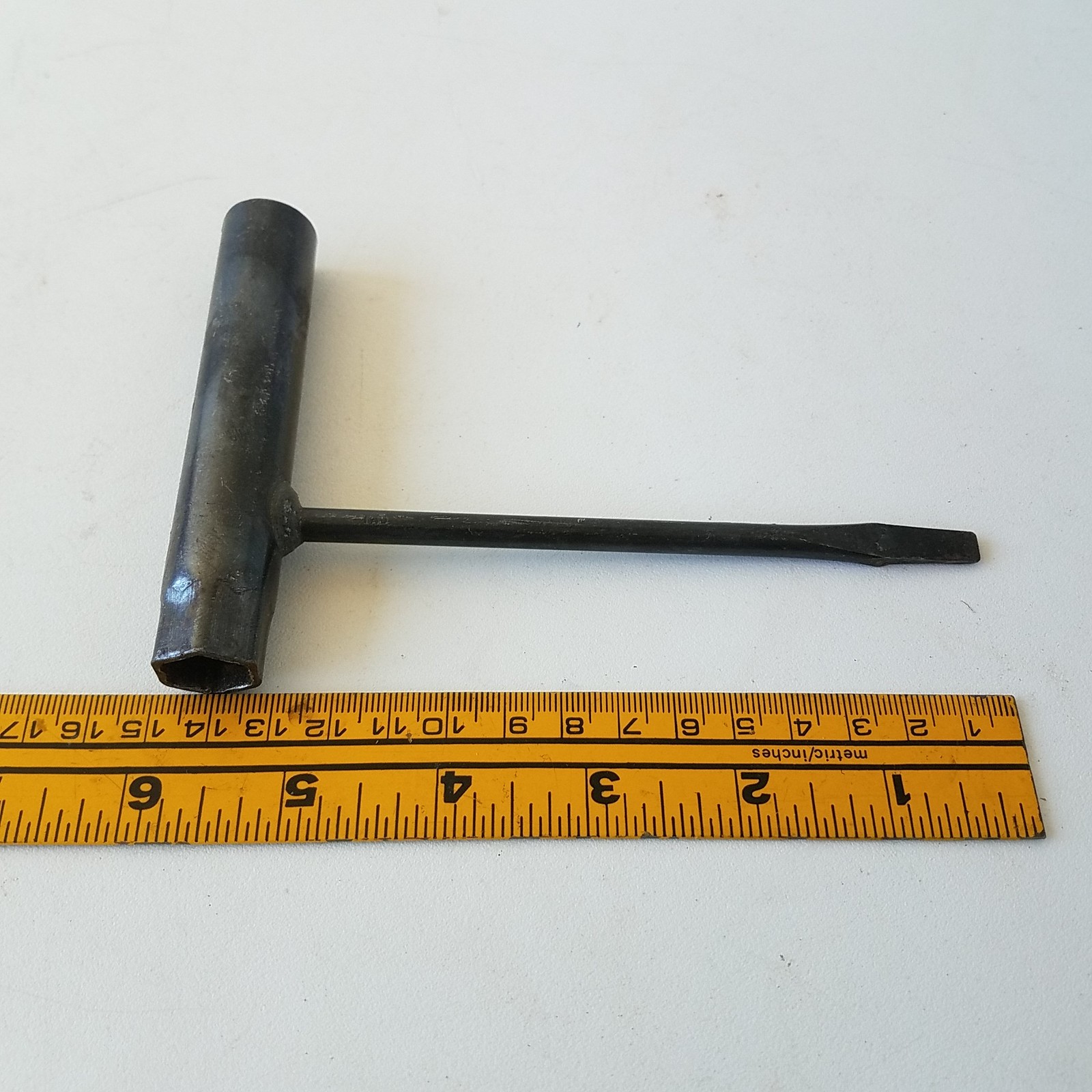 13mm Spark Plug Tool Bolt Nut Driver With Flathead Screw Driver