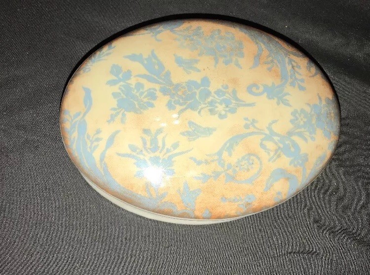 Kimberly Poloson Ceramic 6.25" Floral Oval Trinket Box Cream Beige Blue Lidded