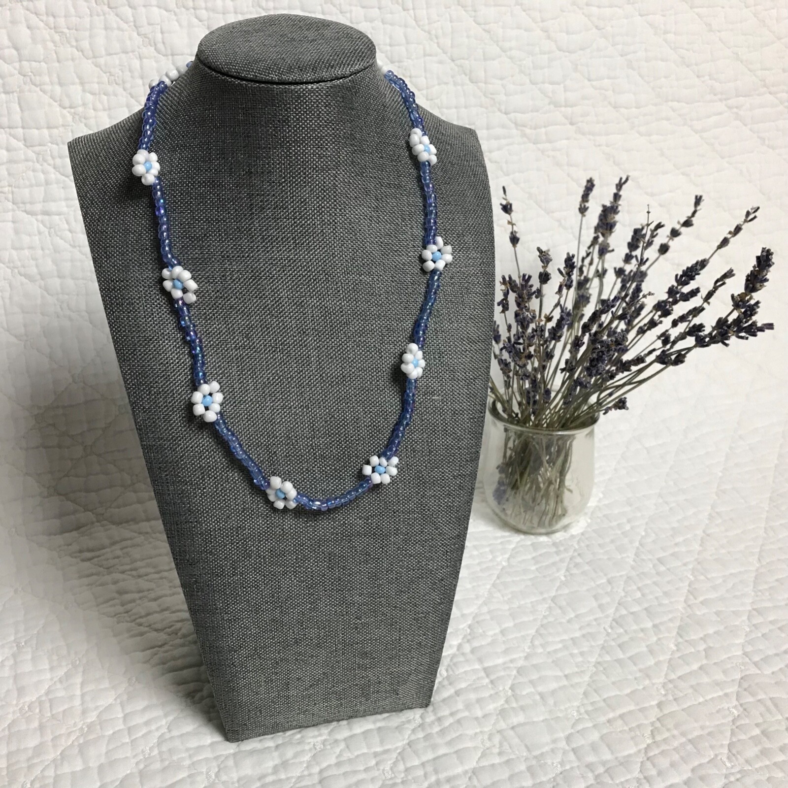 PRETTY NECKLACE HANDMADE BEADED BLUE WHITE FLOWERS