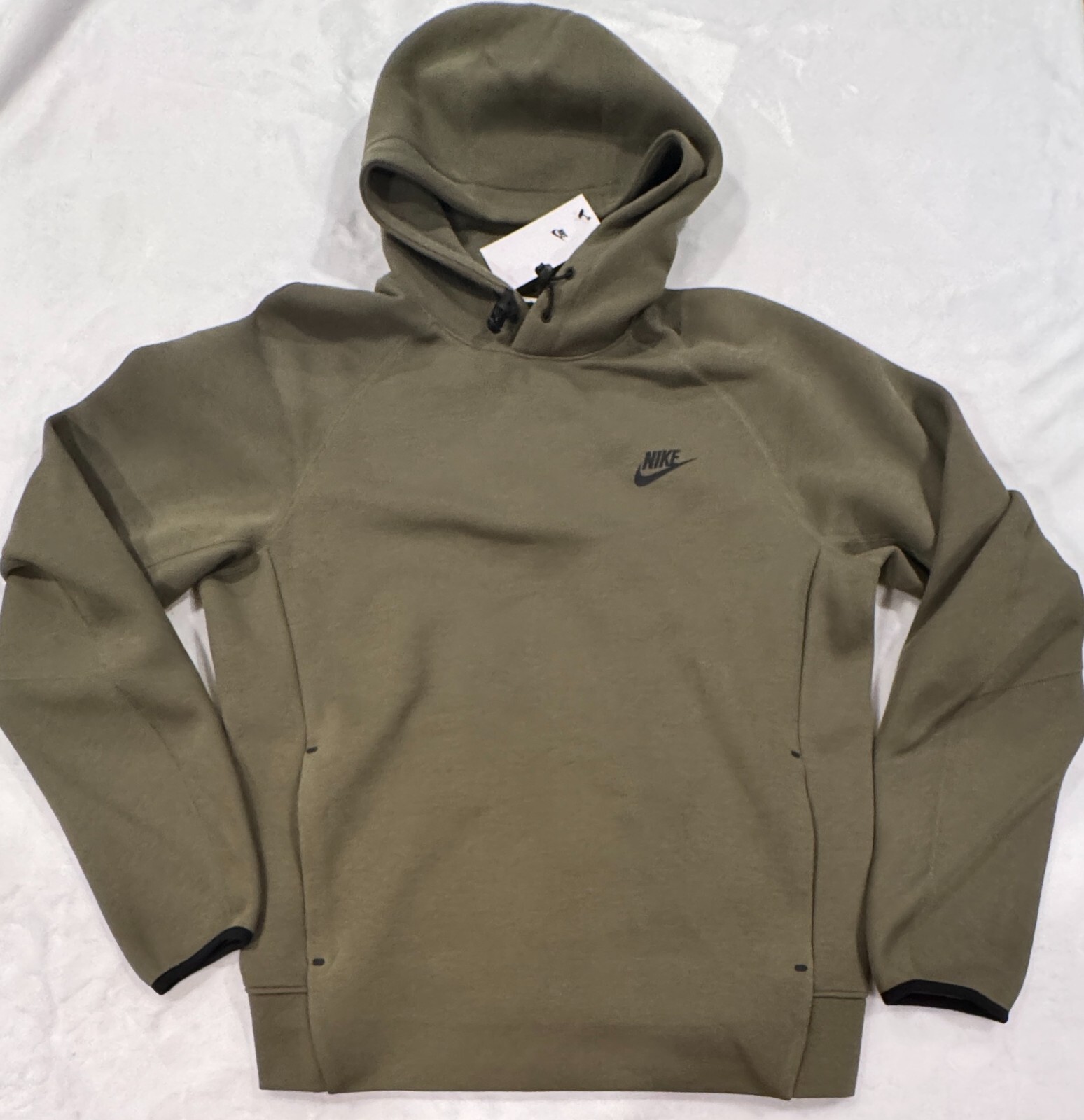Nike Sportswear Tech Fleece Men's Pullover Hoodie Medium Olive Size M FB8016-222