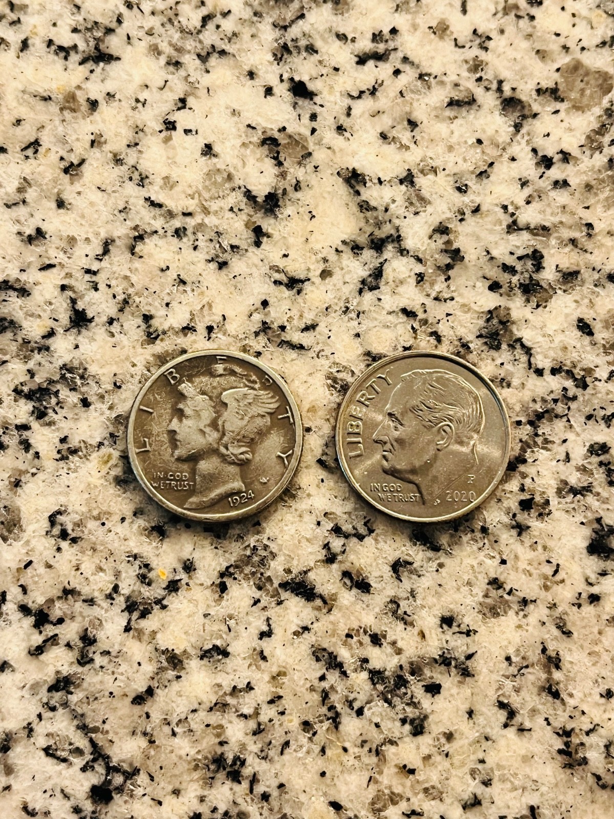 1924-D  Mercury Dime (10¢) Novelty/Souvenir Coin