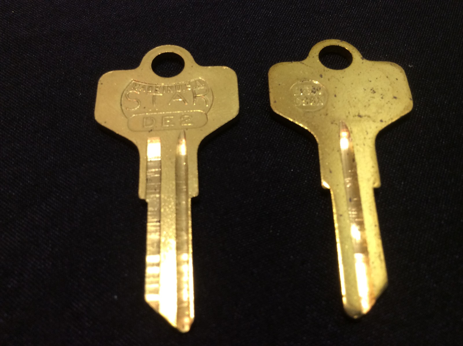 Dexter by Star DE4 Key Blanks, Set of 8- Locksmith