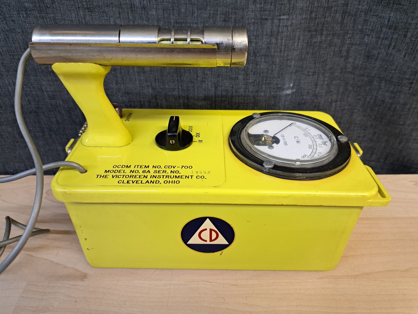 Radiological Survey Meter CDV-700 Model 6A, With Headphones