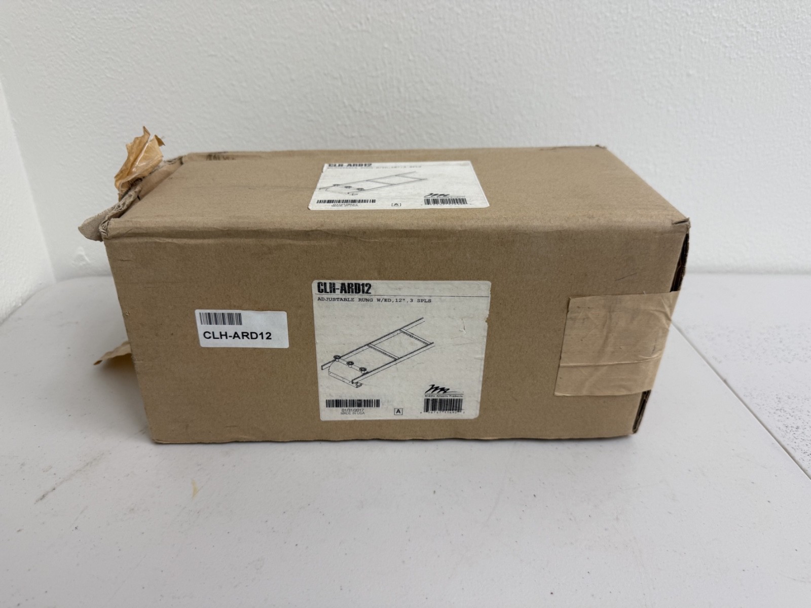 Middle Atlantic CLH-ARD12 Adjustable Rung with Drop for 12" Cable Ladder