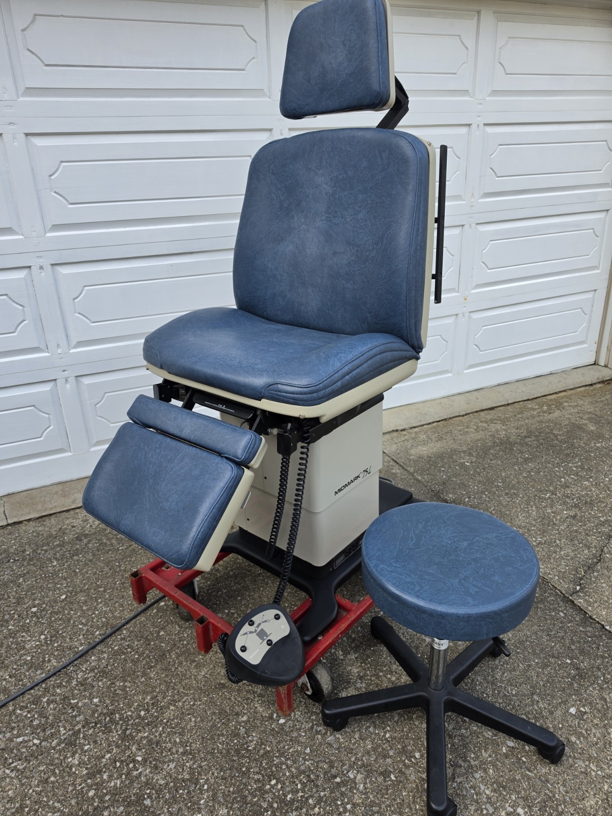 Midmark 75L Power Examination Table 411-016 w/ Ritter Stool Exam Hand Control