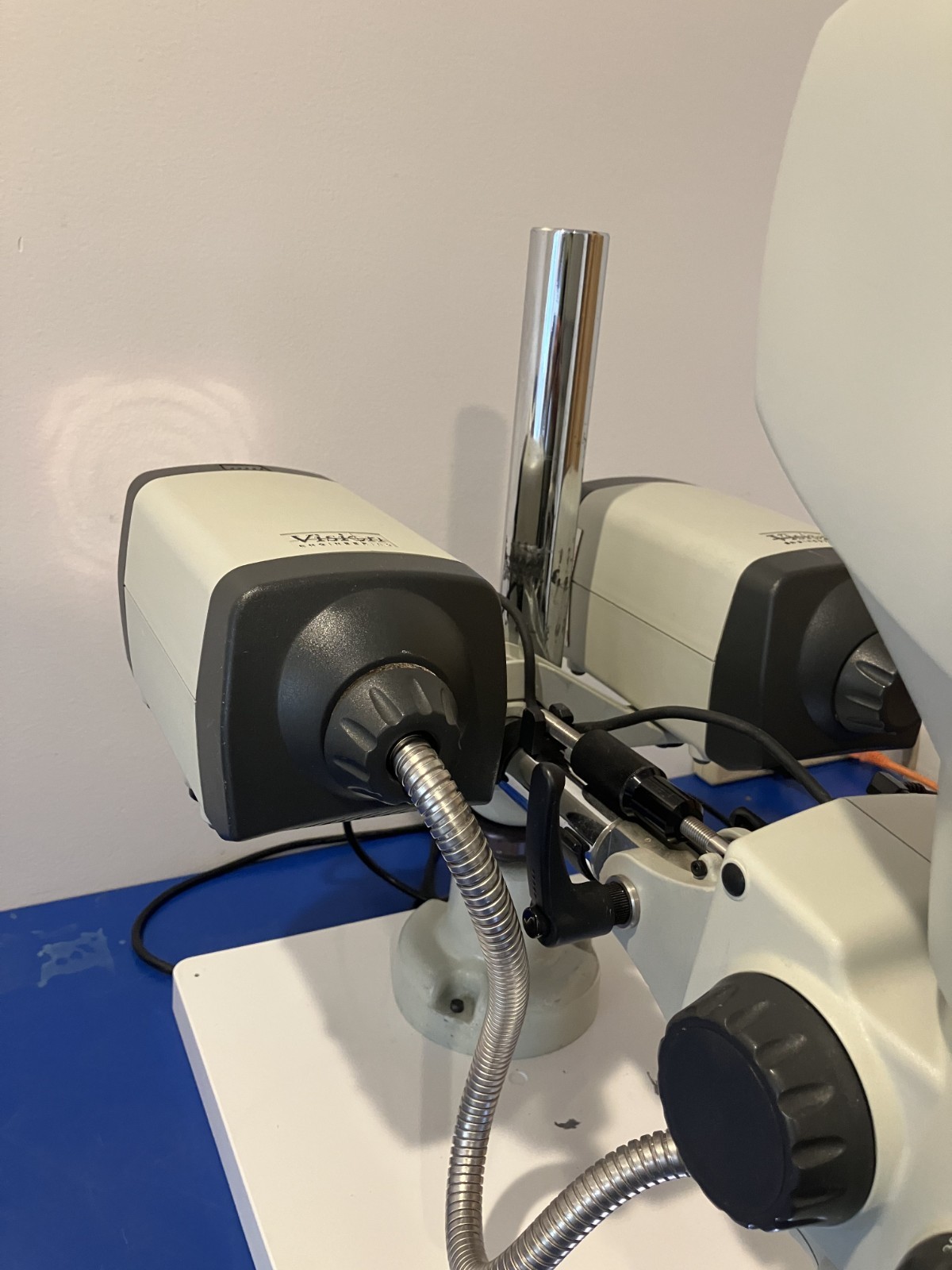 15494 Vision Lynx dynascope .7x-40x microscope