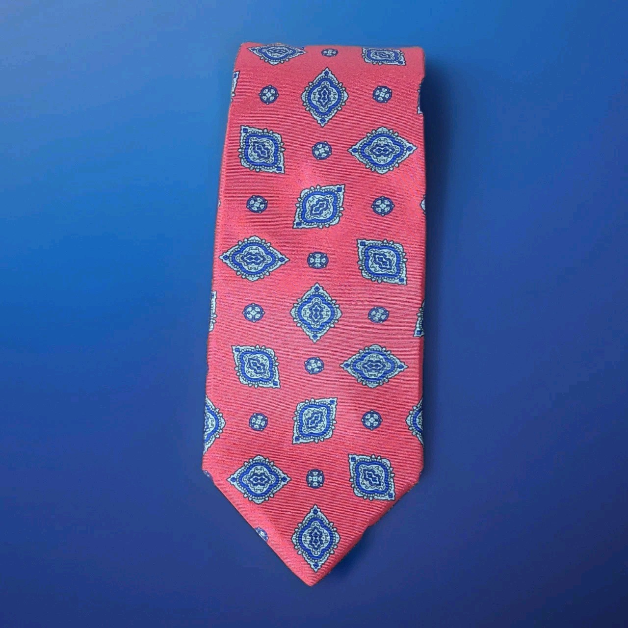 Lands End Tie Silk Red Blue Medallions 61" Long USA XL  Vintage