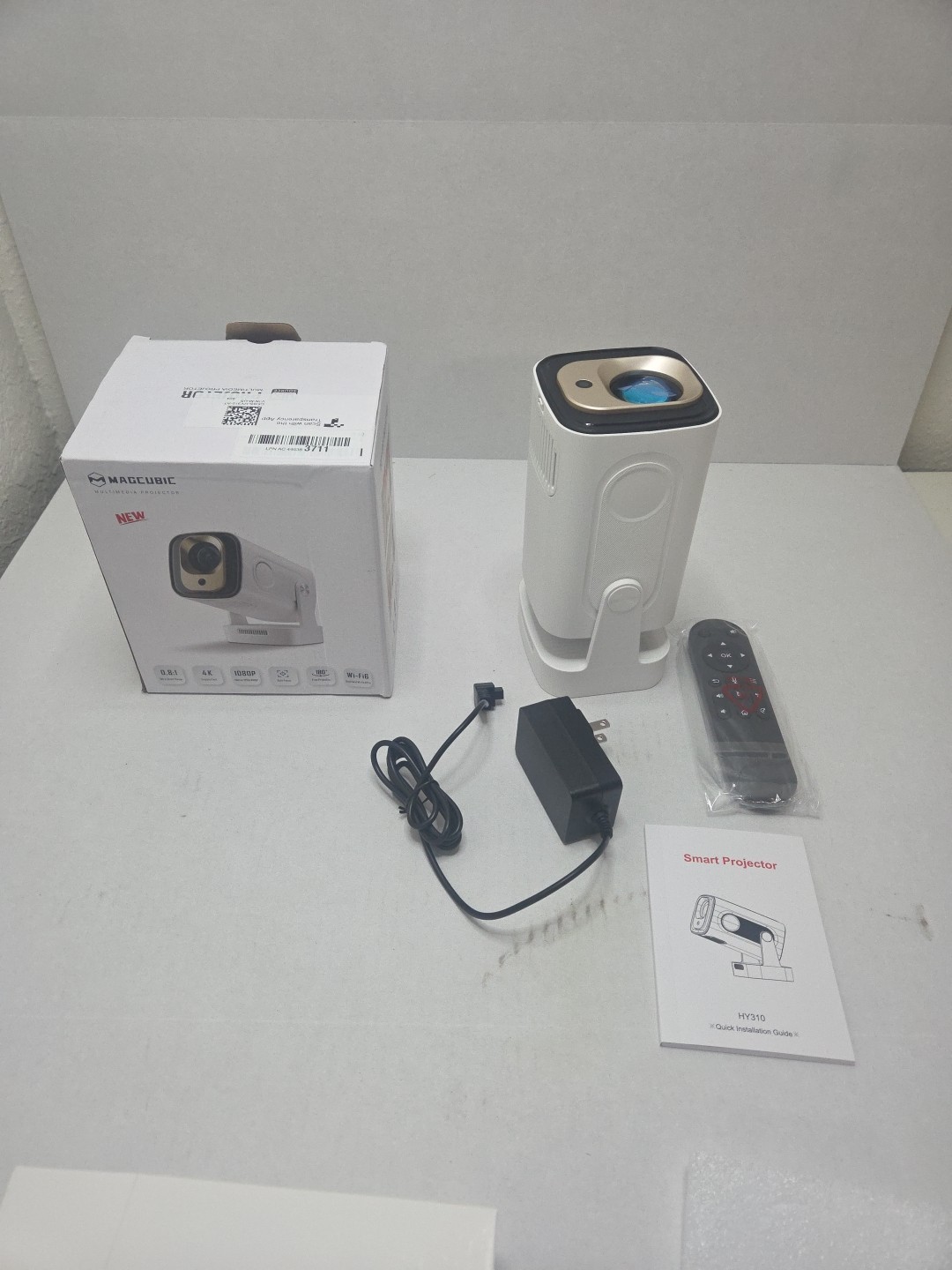 Magcubic HY310 Autofocus Outdoor Movie Projector 330ANSI Android 11 WiFi6 Gift