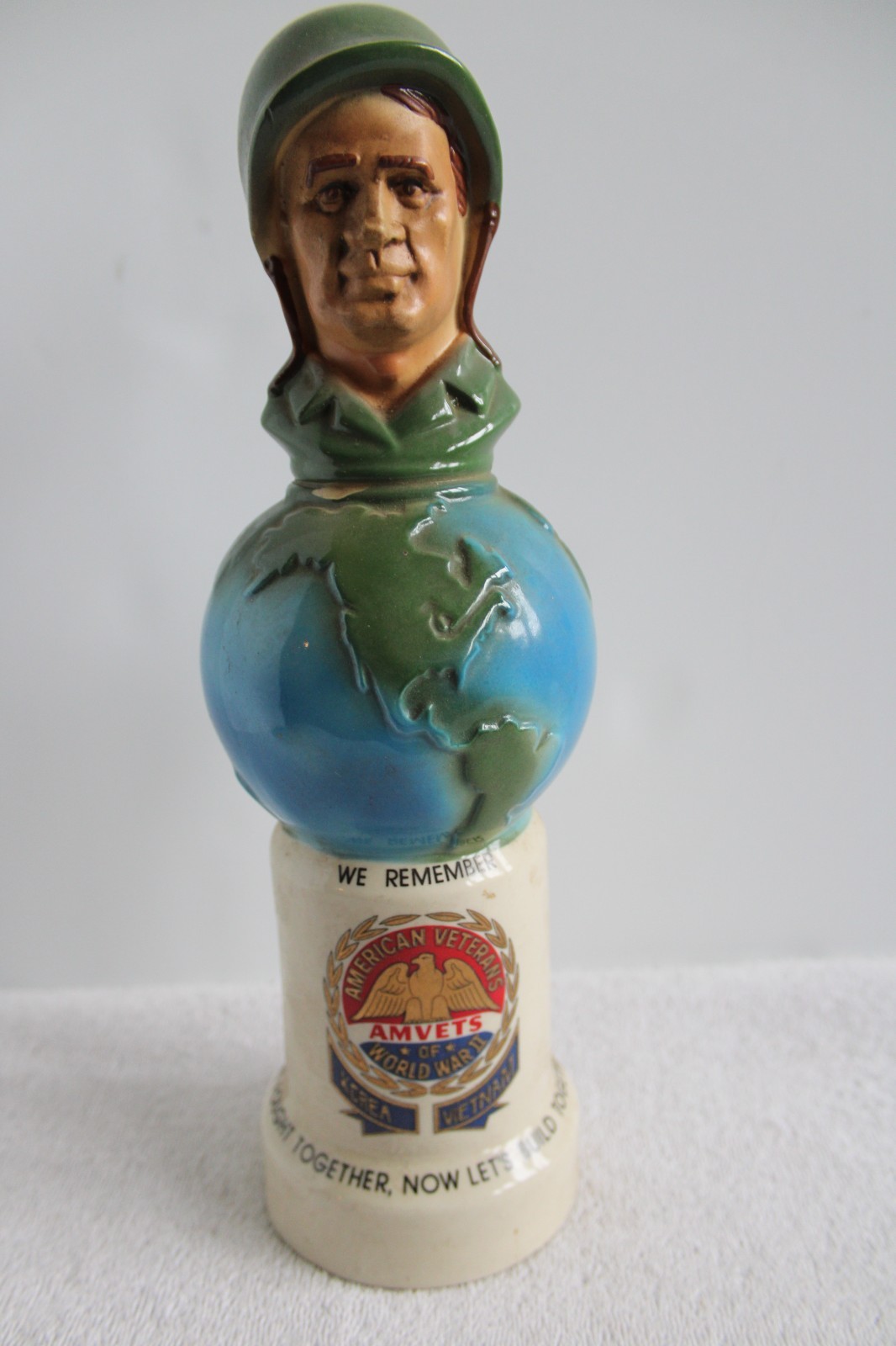 AMVETS of World War ll 31st. Nat. Conv. Commemorative Liquor Bottle 1975