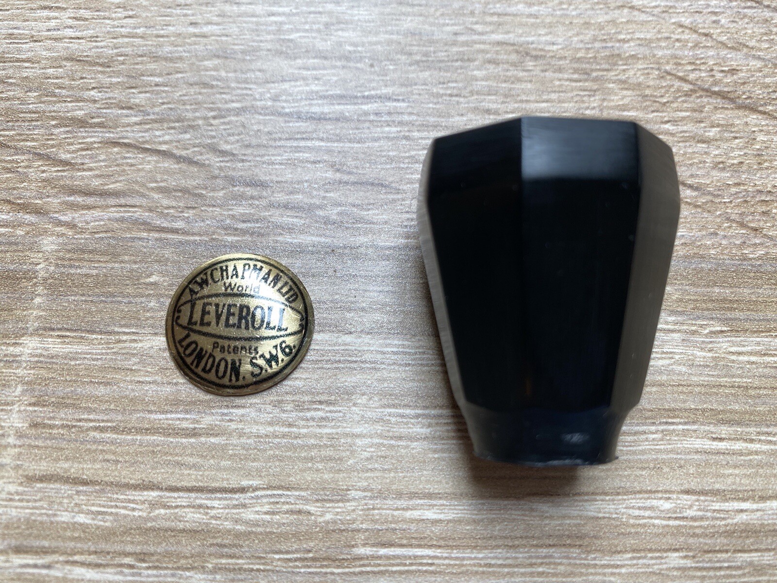 Leveroll Seat Knob With Domed Brass Plate Aston Martin, AC Cobra, Rolls, Bentley