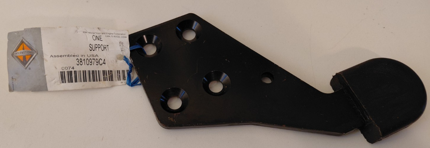 International Right Hood Bracket 3810979C4