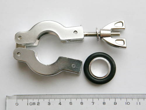 Lot Of 4 NW/KF-10 Clamps With Centering O-Rings, Aluminum, Vacuum